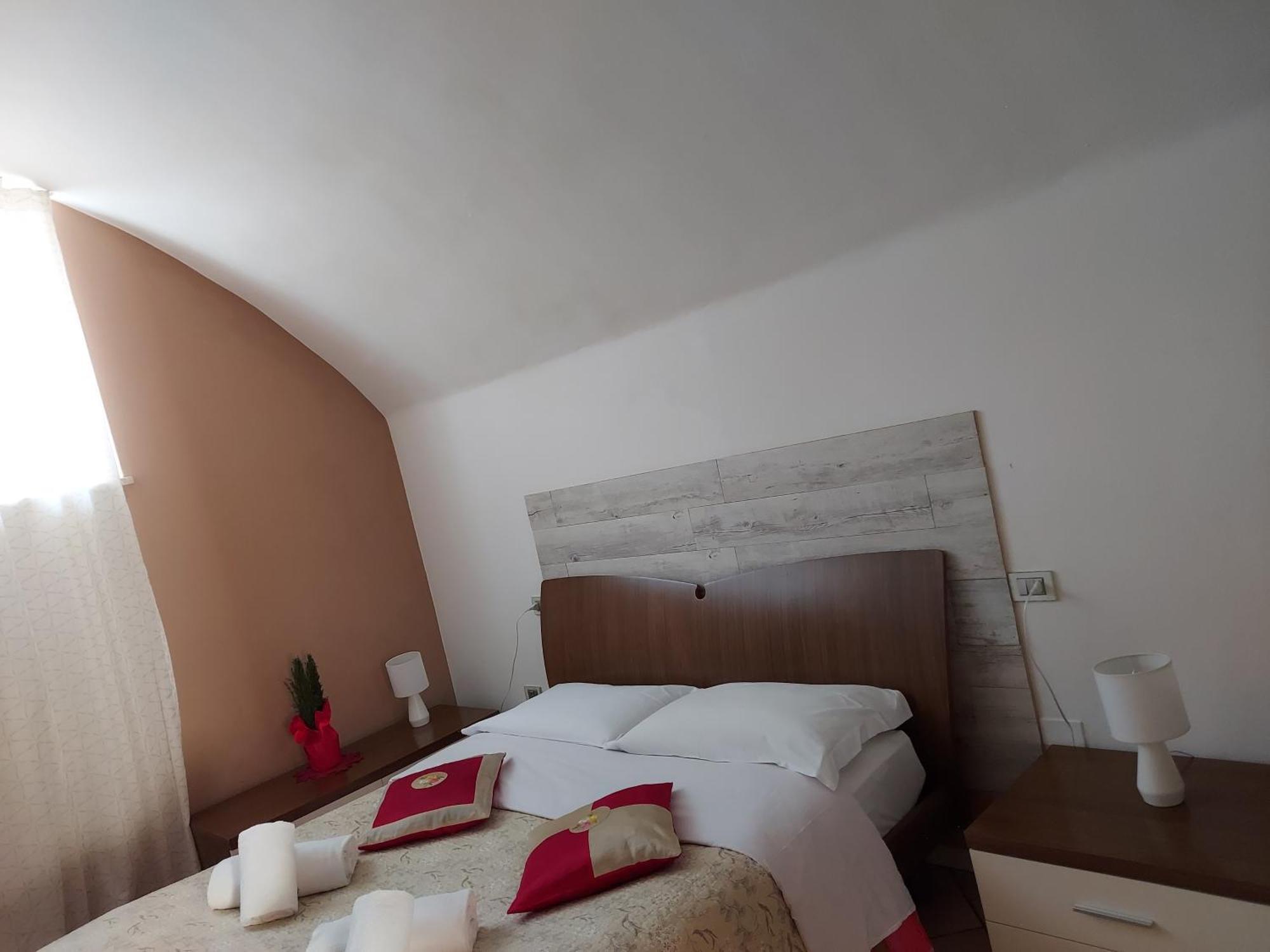 Ferienwohnung Borgo Vecchio *Dream* Lonato del Garda Exterior foto
